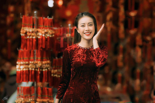 Những hình ảnh hút hồn của Mai Phương nhanh chóng được dân mạng tìm kiếm trên trang cá nhân của cô nàng.