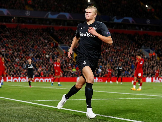 Theo Sportsmole, Barcelona đang chiếm ưu thế trong cuộc đua giành chữ ký của Erling Haaland, tiền đạo trẻ đang chơi rất thăng hoa trong màu áo Red Bull Salzburg. Được biết, chân sút 19 tuổi cũng là mục tiêu hàng đầu của MU, Real Madrid và Juventus.