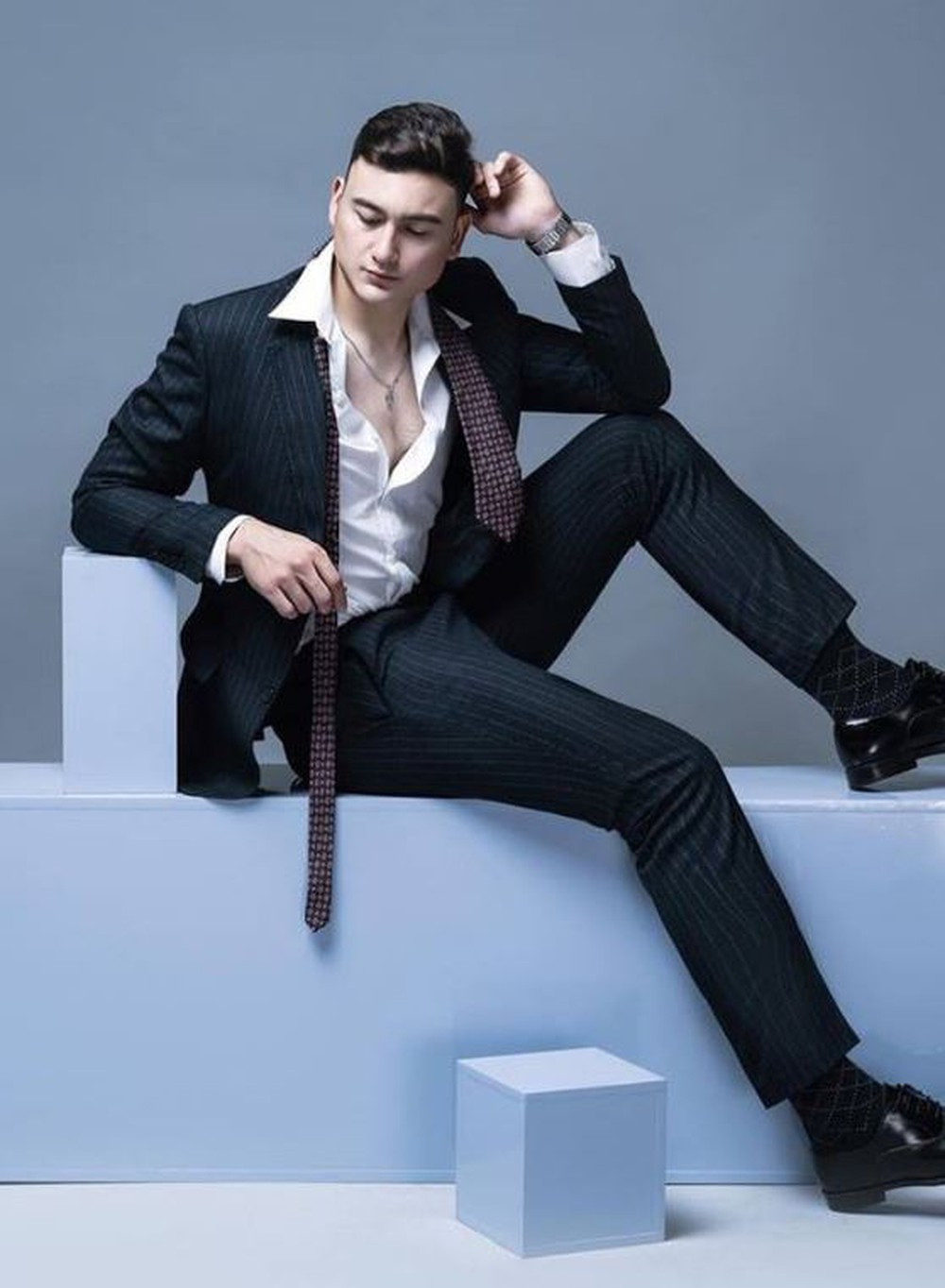 Sự chuyên nghiệp và thần thái của Đặng Văn Lâm được thừa hưởng từ dòng máu nghệ thuật của gia đình. Bố, bác trai và chị gái của thủ môn đội tuyển Việt Nam đều là những diễn viên múa nổi tiếng.