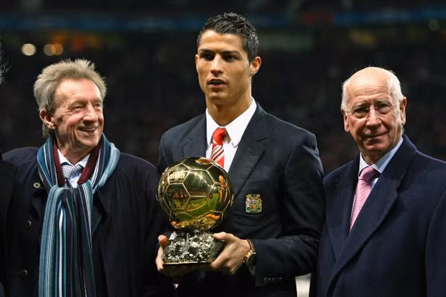 Mấy năm gần đây, Premier League luôn được xem là giải đấu hấp dẫn nhất hành tinh. Thế nhưng, họ lại thiếu đi những siêu sao hàng đầu thế giới giống như Ronaldo.