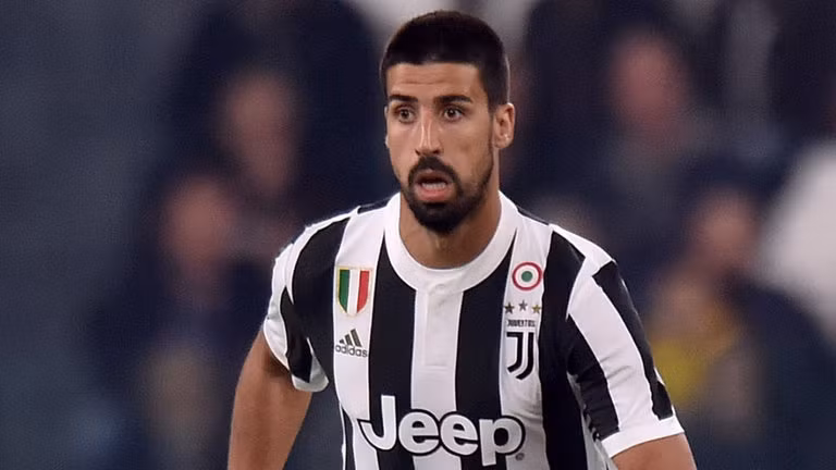 Sau khi Sami Khedira hé lộ nguyện vọng rời Juventus, đã có rất nhiều CLB khắp châu Âu ngỏ ý muốn có ngôi sao tuyển Đức.