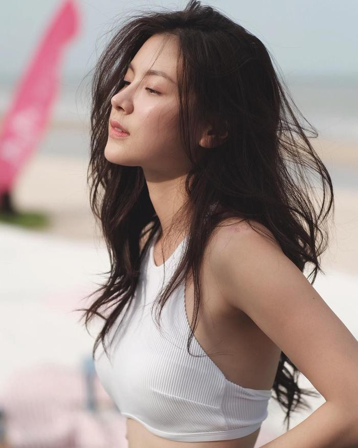 Thân hình nuột nà của Pimchanok - hot girl dính nghi vấn phẫu thuật thẩm mỹ.