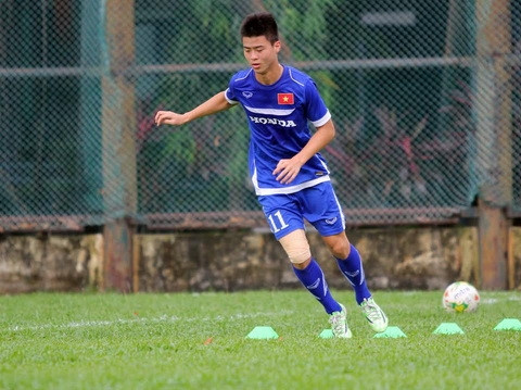 Cong Phuong, Duy Manh tranh giai Cau thu tre xuat sac 2015-Hinh-3