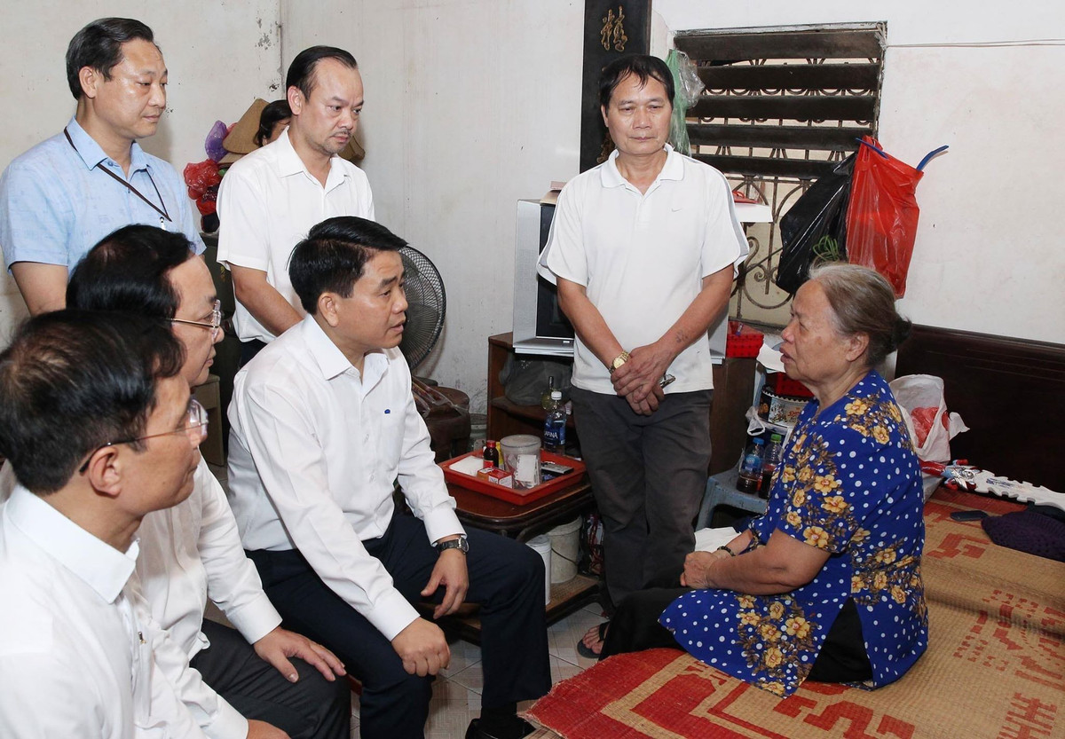 Chu tich UBND TP Ha Noi chi dao giai quyet tai nan lien hoan duong Lang