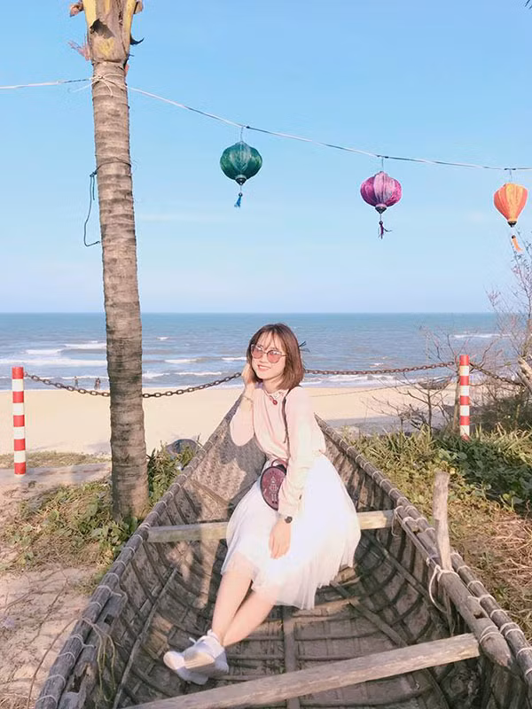 Dù đa số thành viên đã tay bồng tay bế nhưng nhóm bạn thân của Quỳnh Anh vẫn thường tụ tập, chuyện trò để động viên và chia sẻ với nhau mọi điều trong cuộc sống.