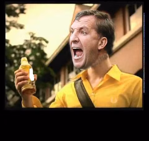 Brendan Rodgers hò hét kêu gọi các học trò xuống cúp C2 đá.