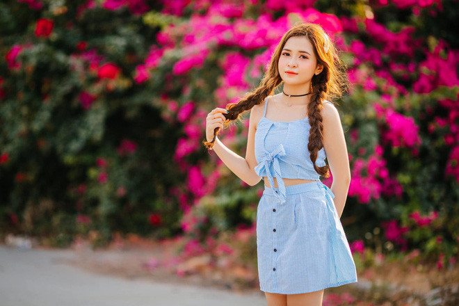 Thời khủng hoảng nhất, Ánh từng nặng gần 60kg, trong khi chiều cao chỉ 1m55. Dù gương mặt có nhiều nét dễ thương, da dẻ lại trắng trẻo nhưng vì thân hình mũm mĩm mà Ánh bị gán cho rất nhiều biệt danh khó nghe.