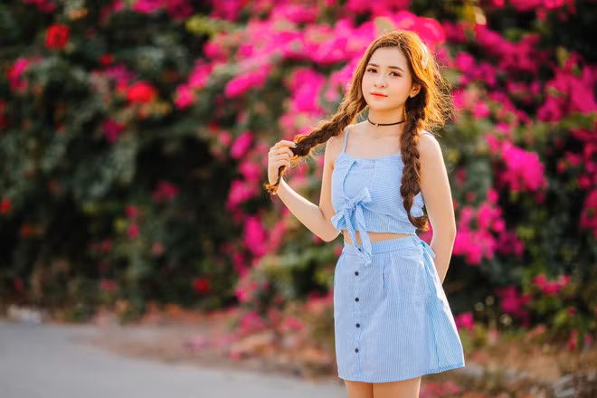 Thời khủng hoảng nhất, Ánh từng nặng gần 60kg, trong khi chiều cao chỉ 1m55. Dù gương mặt có nhiều nét dễ thương, da dẻ lại trắng trẻo nhưng vì thân hình mũm mĩm mà Ánh bị gán cho rất nhiều biệt danh khó nghe.