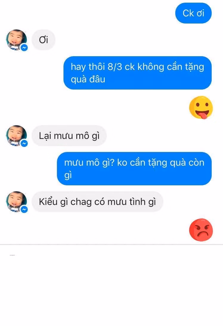 Nhiều lúc đàn ông cũng thật kì lạ, được các chị em tha bổng cho khoản quà cáp ngày 8/3 nhưng họ không tin đó là sự thật đang hiện hữu trước mắt.