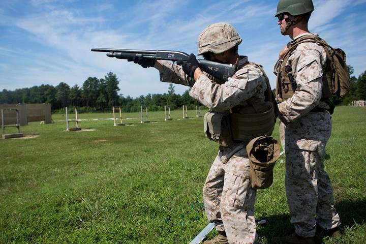 Khẩu shotgun M500A2 dùng trong thủy quân lục chiến Mỹ./.