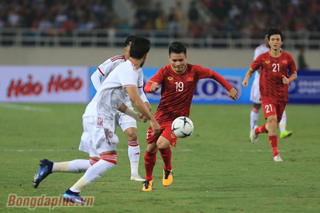 Thang nhe UAE, doi tuyen Viet Nam 