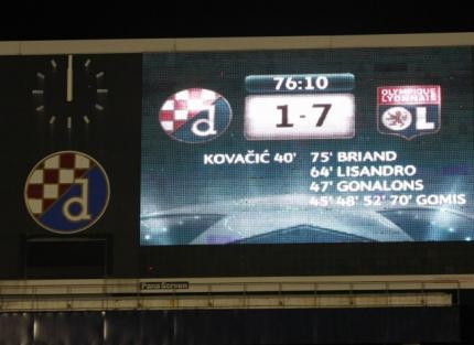 Lyon đã có chiến thắng 7-1 trước Dynamo Zagreb tại mùa giải UEFA Champions League 2011/2012. Kovacic là cầu thủ ghi bàn danh dự cho Dynamo Zagreb trước khi đội bóng này bị Lyon vùi dập trong hiệp 2 bằng các bàn thắng của Gomis 45’, 48’, 52’, 70’; Gonalons 48’; Lisandro Lopez 64’; Briand 76’. Đáng chú ý trong trận đấu này là tiền đạo Gomis của Lyon trở thành cầu thủ lập hat-trick nhanh nhất trong lịch sử Champions League.