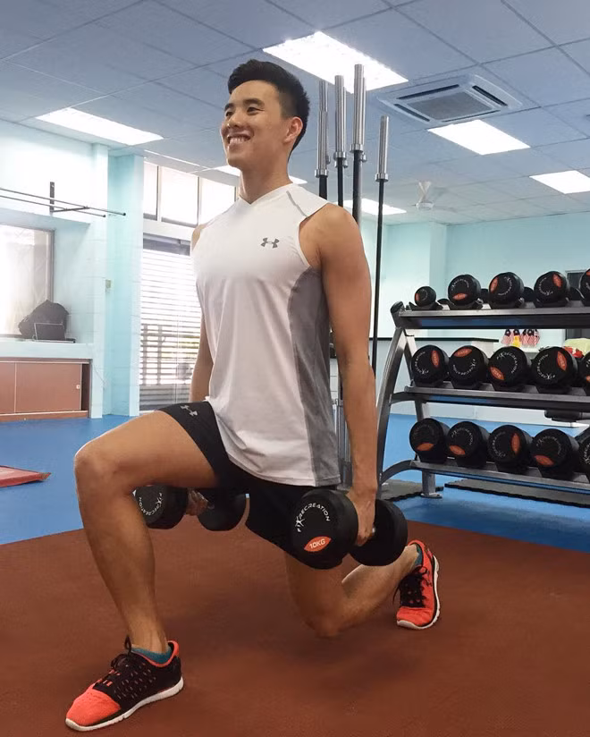 Dù mới 20 tuổi, chàng trai đã sở hữu thành tích đáng ngưỡng mộ trong bộ môn bơi lội với nhiều huy chương qua các kỳ SEA Games.