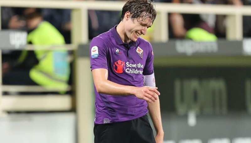 Theo Sky Sport, Fiorentina đang rất tự tin trong việc thuyết phục Chiesa tiếp tục chơi bóng ở Artemio Franchi.