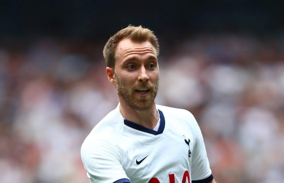 Theo trang tin Football London, tiền vệ Christian Eriksen chỉ rời Tottenham nếu nhận được đề nghị của một trong 3 CLB là Barca, Juventus và Real Madrid.