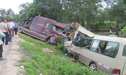 2 ngay nghi le 20 nguoi chet vi tai nan giao thong