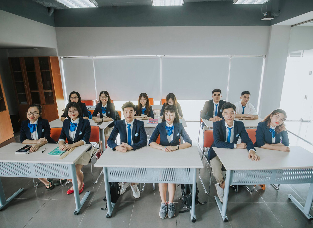 Đặc biệt, Thúy Quỳnh đã phải hy sinh cả mái tóc dài mượt mà của mình để cho vai diễn Chiêu Dương thêm sinh động và gây ấn tượng với khán giả.