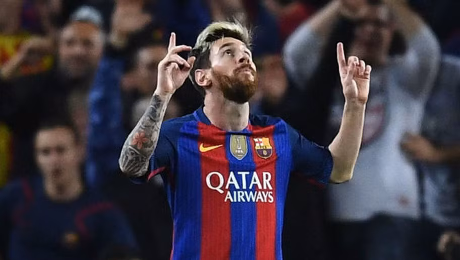 Hè 2013, sau khi đặt bút ký gia hạn với Barcelona đến năm 2018, phí phá vỡ hợp đồng của Messi tăng lên tới 179 triệu bảng.