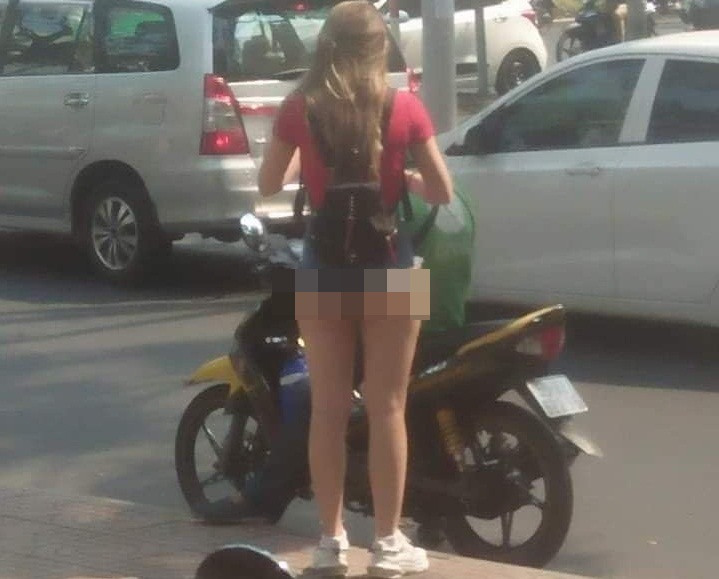 Thieu nu khien dan tinh choang vang vi mac quan ngan 