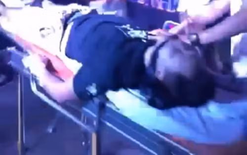 Việc các bạn trẻ sử dụng chất kích thích dạng ma túy trong các lễ hội âm nhạc điện tử không phải là hiếm, các "dân chơi" có những hành động "điên loạn" như nhảy nhót, bay lắc trong suốt thời gian diễn ra chương trình.