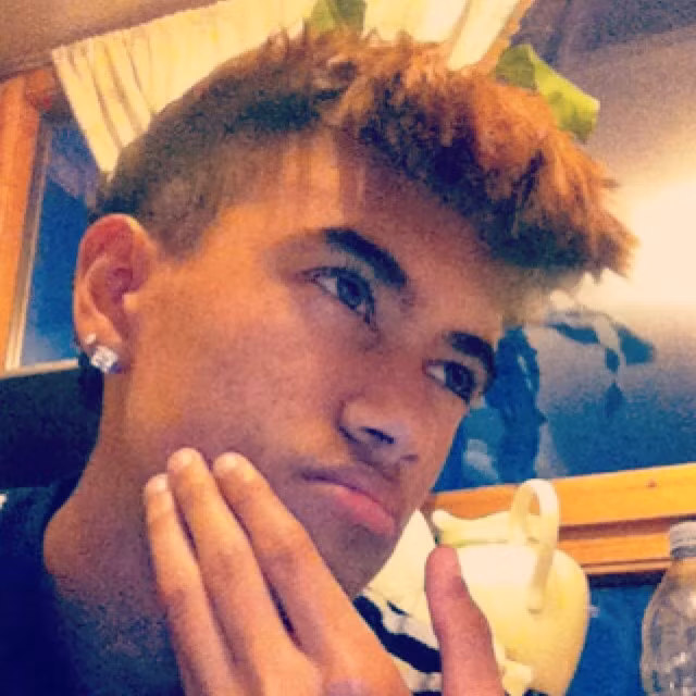 Sau khi đoạn clip được tung lên mạng, Ruben đã giải thích rằng clip được thực hiện chỉ mang tính chất giải trí chứ hoàn toàn không có một ẩn ý nào từ đằng sau.