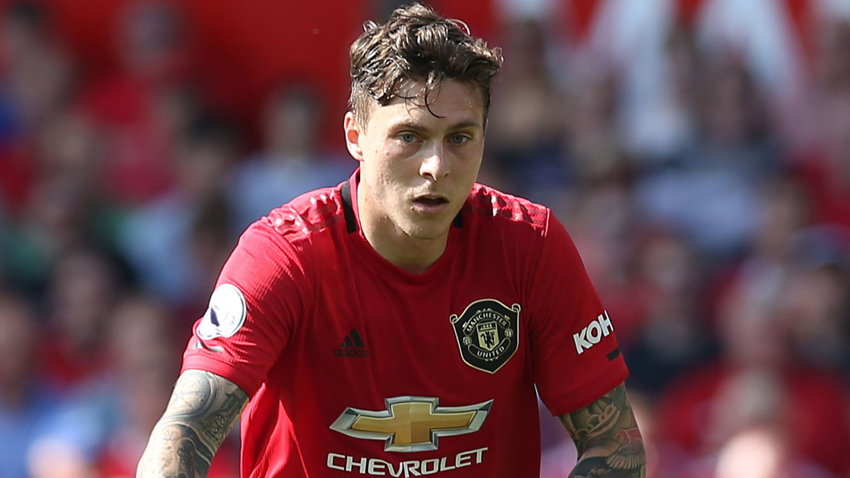 Theo tiết lộ mới đây từ tờ Don Balon, Lionel Messi đã thúc giục Barcelona thực hiện một động thái chuyển nhượng cho trung vệ của Manchester United, Victor Lindelof.