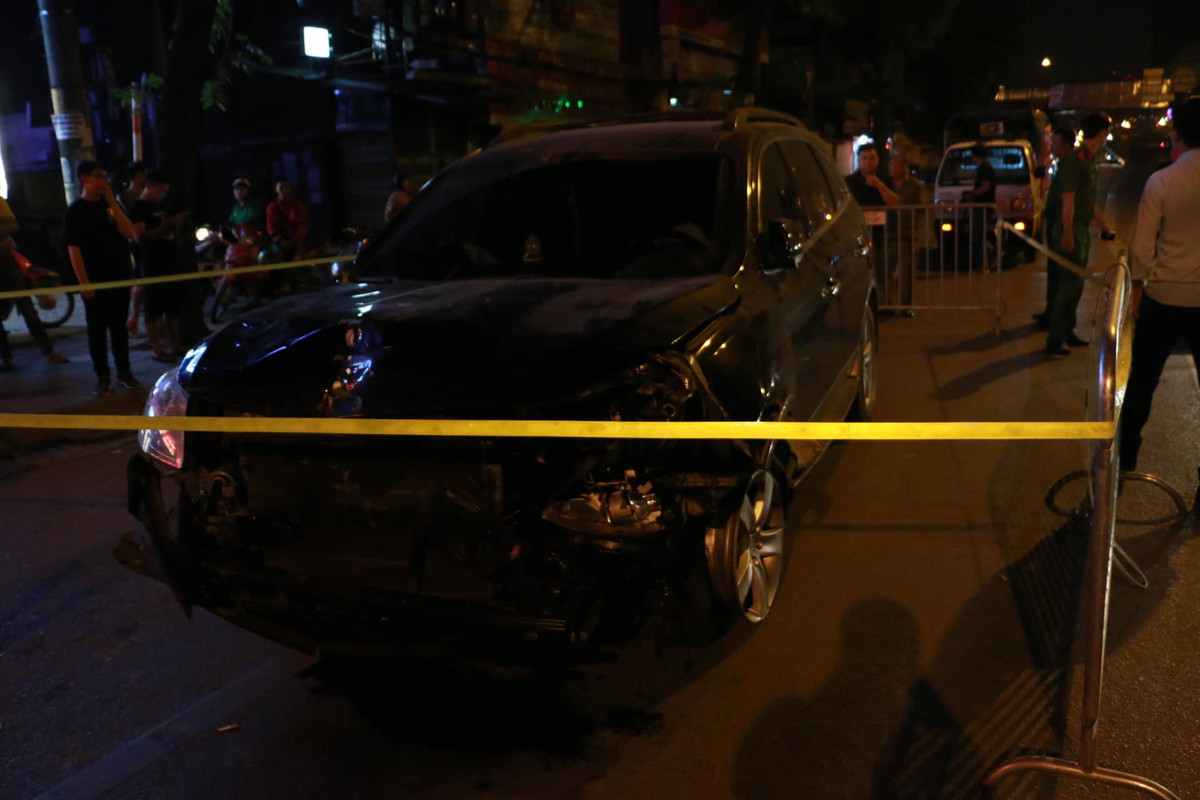 Toan canh vu “xe dien” gay tai nan o duong Lang khien 3 nguoi thuong vong-Hinh-7