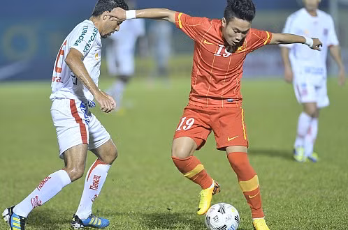 Cũng giống như Ngọc Hải, Phi Sơn trưởng thành từ lò đào tạo SLNA.