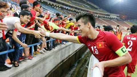 Cầu thủ trẻ sinh năm 1993 có tố chất thủ lĩnh của một đội bóng. Sở hữu thể hình lý tưởng (cao 1m80), đa năng ở nhiều vị trí và cách chơi bóng thông minh, cầu thủ người Nghệ An đang là kỳ vọng nơi hàng thủ ĐT U23 Việt Nam.