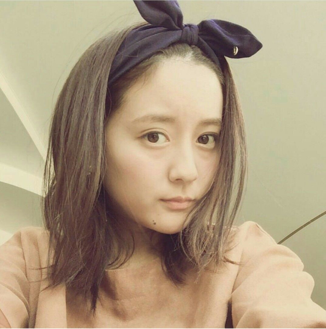 Khi trút bỏ bộ đồng phục cứng nhắc của hãng taxi, Kana trở về là một cô gái xinh đẹp, nóng bỏng khiến ai nấy đều trầm trồ.