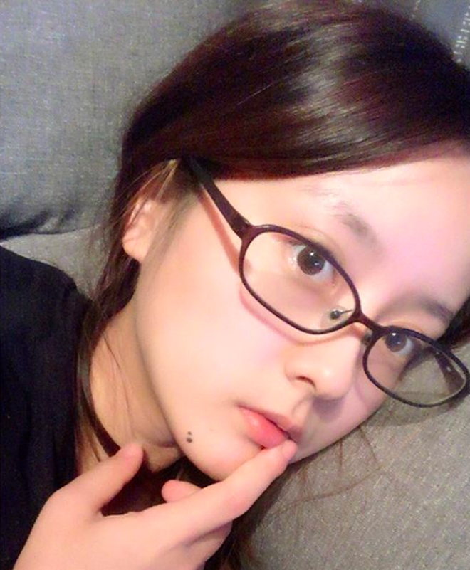 Không chỉ gây mê bằng nhan sắc khi lái xe, nữ tài xế 9X còn được yêu thích từ ngoài đời đến trên MXH.