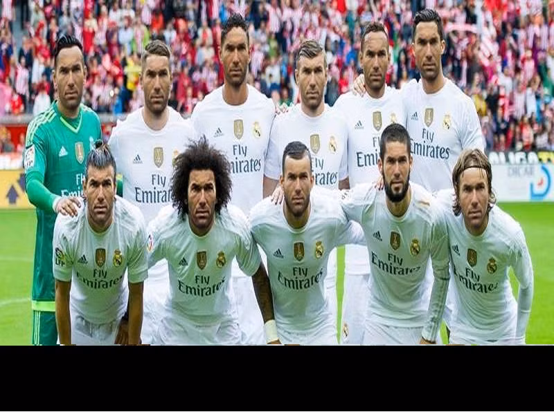 Anh che bong da: Doi hinh toan Zidane cua Real Madrid