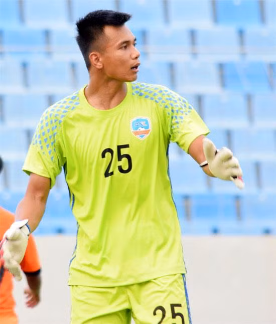 Thủ môn Văn Cường bị loại khỏi danh sách ĐTQG Việt Nam trước AFF Cup 2018 cũng đã được dự báo trước.