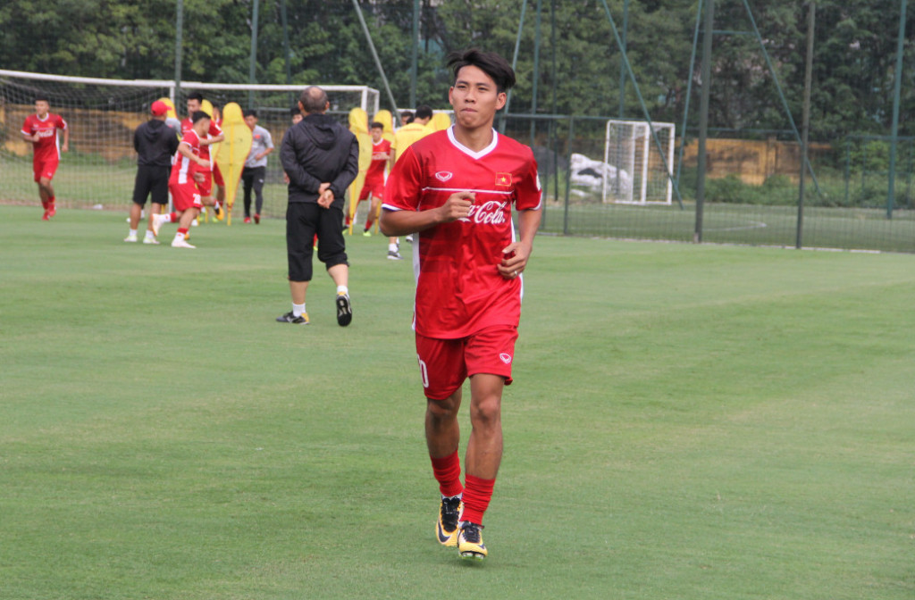 Trường hợp Quốc Chí cũng gây ra nhiều bất ngờ, khi anh được xem là phương án tốt nhất để thay thế Văn Thanh.