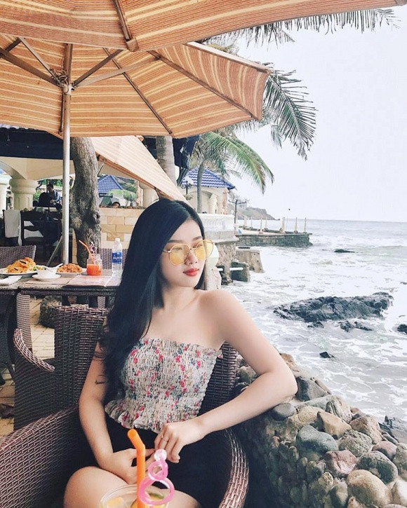 Mặc dù Đức Chinh và Như Phương vẫn chưa chính thức lên tiếng về mối quan hệ này nhưng cộng đồng mạng hy vọng đây sẽ là một mối tình đẹp vì cả 2 nhân vật chính đều khá "xứng đôi, vừa lứa".