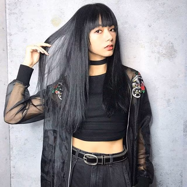 Sở hữu gương mặt cá tính, mái tóc dài cùng thân hình thon gọn, mới đây những hình ảnh của cô nàng người mẫu ảnh xứ Đài đã khiến dân mạng không khỏi lay động và vô tình đưa tên tuổi của cô lên thuộc hàng sao số.