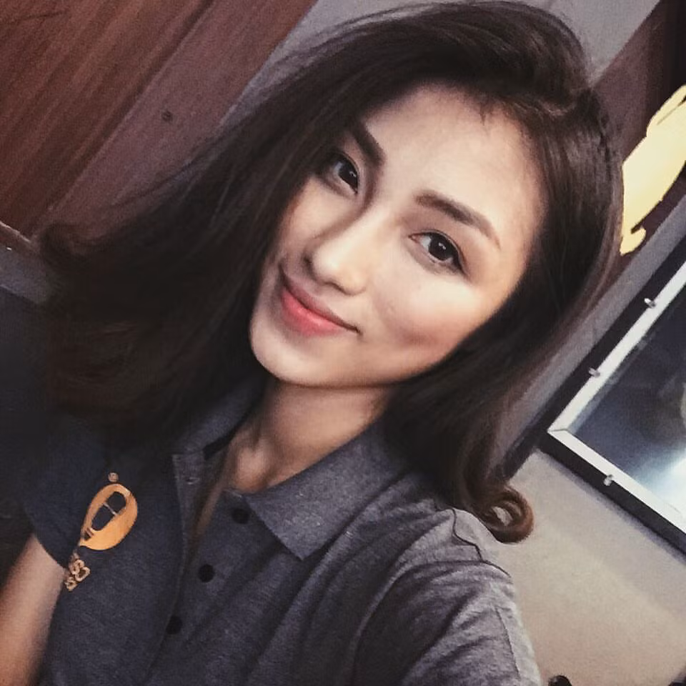 Vẻ đẹp thanh tú và phong cách thời trang hiện đại của Bảo Ngọc khiến cô nàng này luôn là tâm điểm mỗi khi xuất hiện.