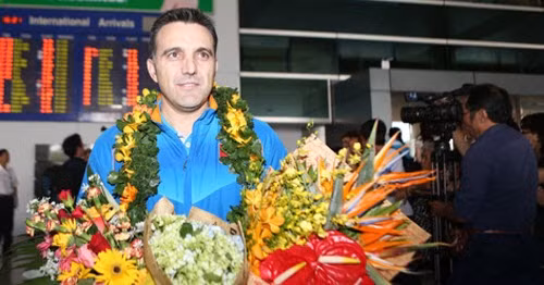 Nhìn vào quá khứ, ngày 27/3/2014, HLV Bruno Garcia Formoso chính thức tiếp quản ghế HLV trưởng ĐT Futsal Việt Nam với nhiệm vụ nâng tầm Futsal Việt Nam tại châu Á. Nhà cầm quân Tây Ban Nha đã tuyên bố sẽ đưa ĐT Futsal Việt Nam vào top 4 futsal châu Á. Kết quả, sau hai năm, ông đã thực hiện đúng lời hứa, và còn làm tốt hơn thế.