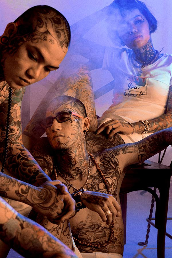 Với những người đam mê nghệ thuật xăm thì với họ mỗi hình xăm trên cơ thể của họ đều mang một ý nghĩa riêng. Mỗi hình một màu, một sắc thái, tất cả tạo nên sự đa dạng, chồng chéo đầy phức tạp như chính nội tâm của họ giữa bộn bề cuộc sống.