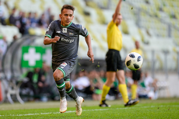 Món nợ lứa U19 Việt Nam của Xuân Trường và Công Phượng chưa được trả vậy nên, lần này các cầu thủ trên kì vọng sẽ nhờ các đàn em U23 làm được điều này.