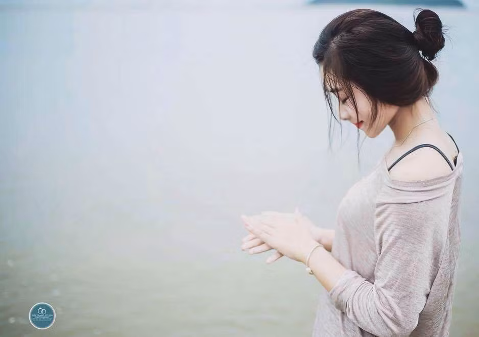 Cùng ngắm nhìn hình ảnh của cô giáo mầm non tương lai sở hữu nhan sắc đời thường quyến rũ khiến cộng đồng mạng phải xao xuyến ngắm nhìn. Ảnh sử dụng trong bài: FBNV.