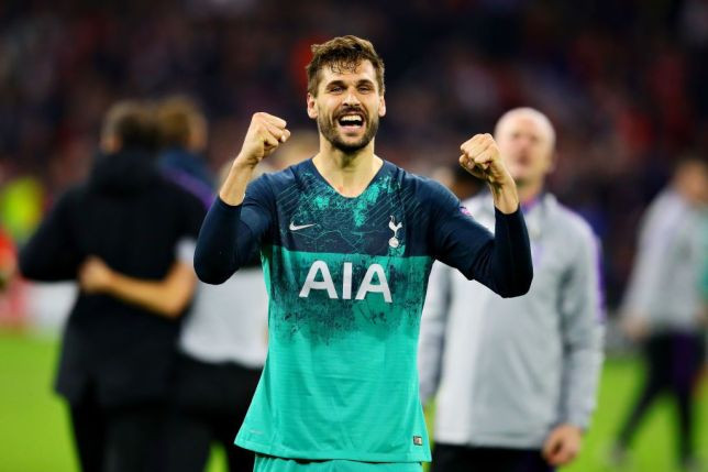 Theo nguồn tin đáng tin cậy, tiền đạo người Tây Ban Nha Fernando Llorente bất ngờ lọt vào danh sách mua sắm của MU trong 2 ngày cuối chuyển nhượng.