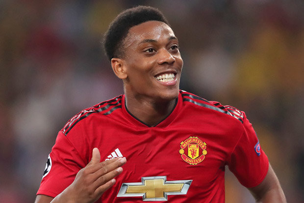 Tottenham và Juventus đã tiếp cận Anthony Martial khi hay tin chân sút người Pháp từ chối gian hạn hợp đồng với MU.
