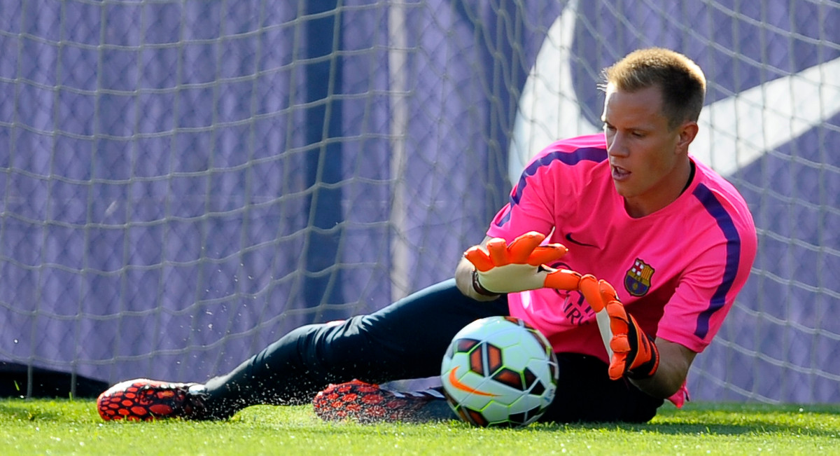 Mặc dù thi đấu không đến nỗi nào, thế nhưng Marc-Andre ter Stegen vẫn có tên trong danh sách cần thanh lý của CLB Barcelona. Lý do của thành này đó là do ít được ra sân và tầm ảnh hưởng không đáng kể.