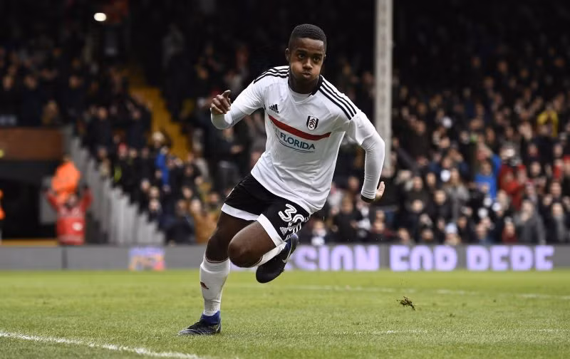 M.U sẵn sàng chi ra 40 triệu bảng để rước về tài năng trẻ 17 tuổi đang gây ấn tượng mạnh bên hành lang trái của Fulham - Ryan Sessegnon.