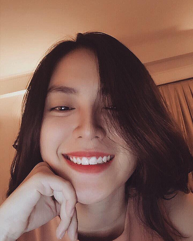 Gần đây, khi một số fanpage về trai xinh gái đẹp truy lùng được info của Thùy Linh thì cô bạn cũng khá bối rối vì bị làm phiền.