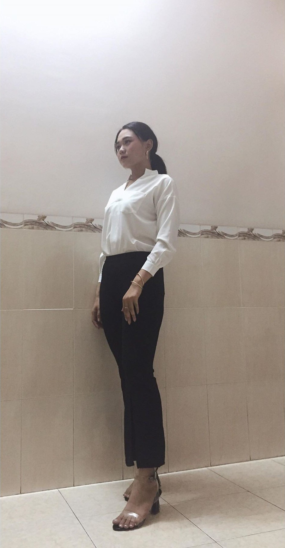 Với chế độ ăn uống và tập luyện, Quỳnh Như giảm được 2-3kg trong 1-2 tháng đầu, sau đó khi đã quen, nữ sinh 10X này giảm được nhiều hơn. Sau 9 tháng kiên trì, số cân nặng của Như chỉ còn là 60 kg, khuôn mặt béo ú và thân hình mũm mĩm giờ đã biến mất, thay vào đó là một body săn chắc và khuôn mặt thon gọn hơn rất nhiều.