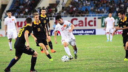 Mặc dù không còn thi đấu tại lứa tuổi U19 nữa nhưng Công Phượng được nhiều fan nữ nhớ đến với chiếc băng đội trưởng và những cống hiến không biết mệt mỏi trên sân.