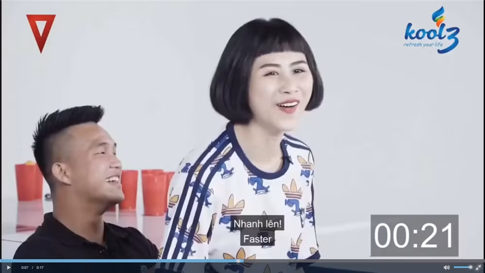 Khi video được đăng tải và chia sẻ trên một số diễn đàn bóng đá, đa phần đều quay lưng và chỉ trích cầu thủ U19 Việt Nam khi lựa chọn tham dự trò chơi này.