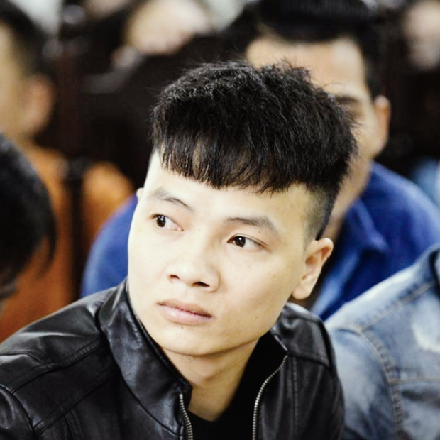 Ngày 13/11, sau một thời gian bị tạm giam, TAND Thị xã Từ Sơn đã đưa Khá Bảnh cùng đồng bọn ra xét xử về các hành vi phạm tội. Kết thúc phiên tòa, Khá bị tuyên 10 năm 6 tháng tù giam cho các hành vi đánh bạc và tổ chức đánh bạc, bị truy thu hơn 4 tỷ đồng và nộp phạt 30 triệu đồng.